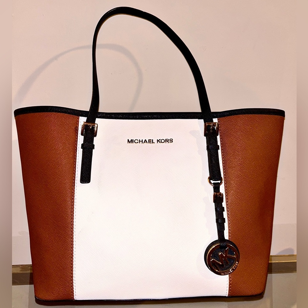 MICHAEL KORS White and Brown Leather Color-Block Tote Bag